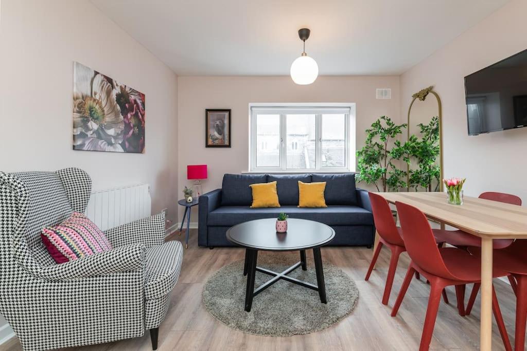 Fully Refurb Drogheda Apt7 3Rd Floor 외부 사진